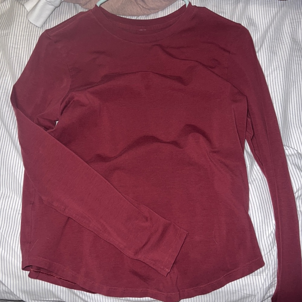 lulu maroon long sleeve